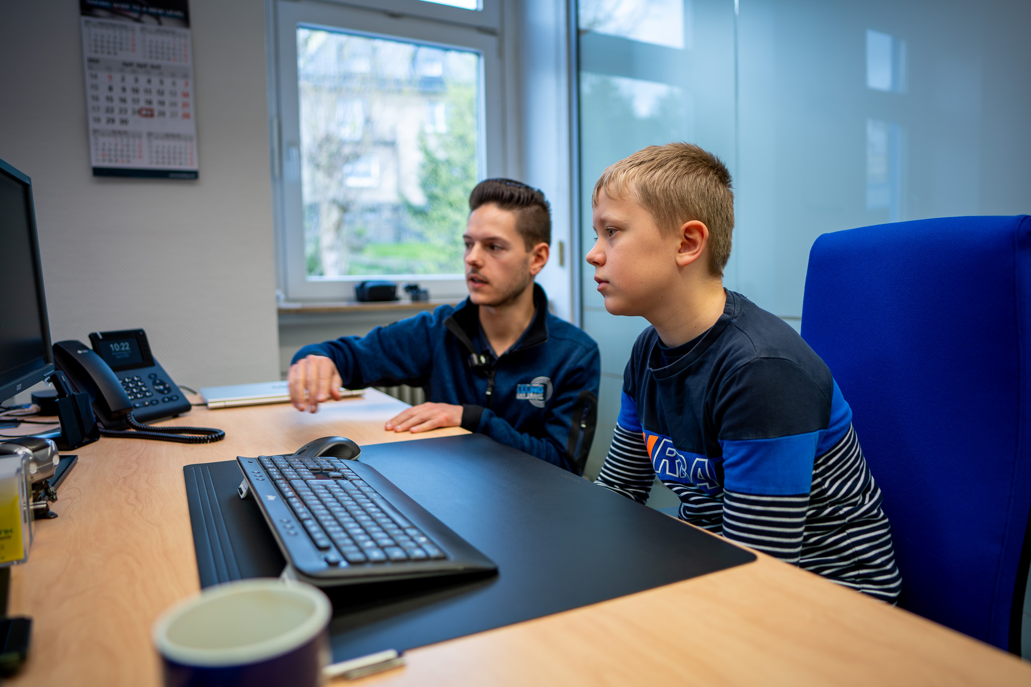 Funkenregen, Gabelstapler und Stahldraht: Girls‘ & Boys‘ Day im Werk Altena